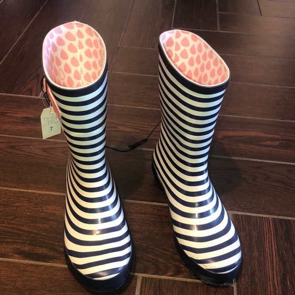 Time and Tru Shoes - 🍍3 for 25🍍 Women’s rain boots